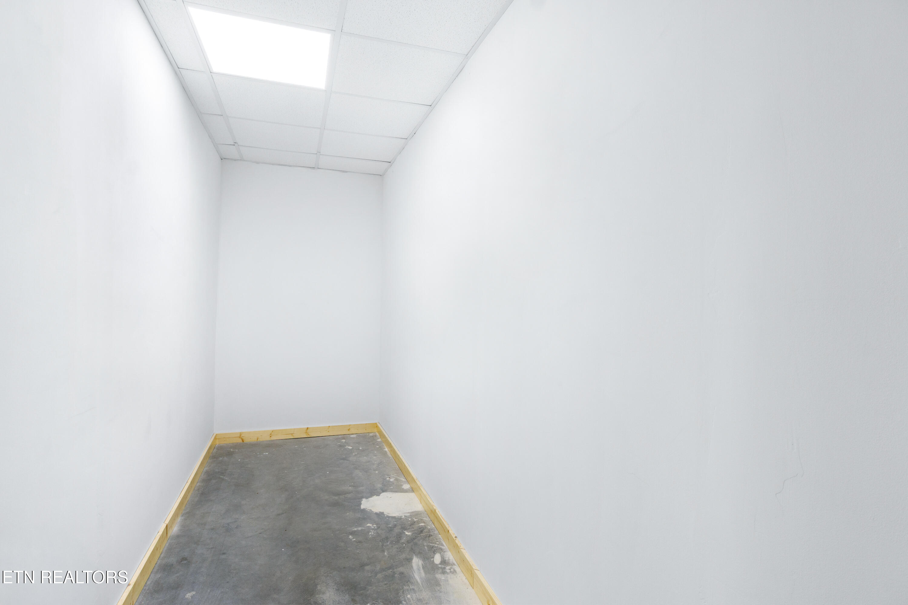 176 Mason Road Madisonville, TN 37354 - Photo 39 of 49 2400 15th Ave.-51