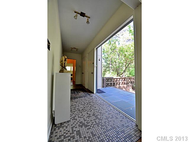 6631 Williams Road Charlotte, NC 28215 - Photo 3 of 14 Gallery Image 3