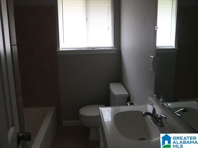 1004 Pineview Road Birmingham, AL 35228 - Photo 5 of 11