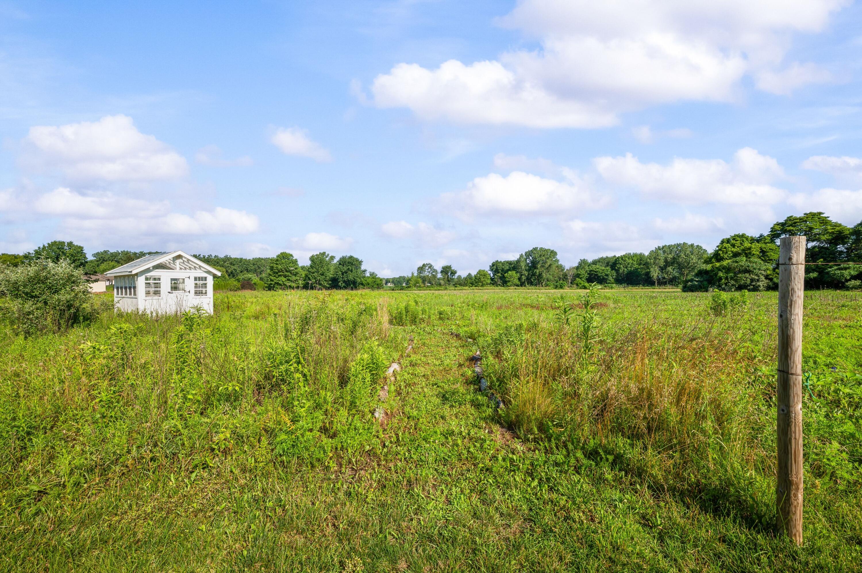 12054 California Road Bridgman, MI 49106 - Photo 30 of 34 mls_63DSC_2340