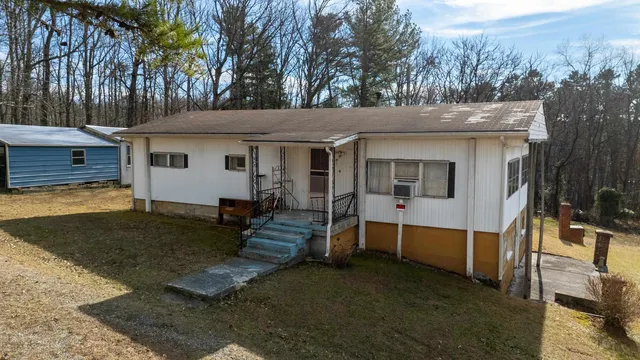 $270,000 | 77 Hidden Acres Trail, Waynesboro, VA 22980