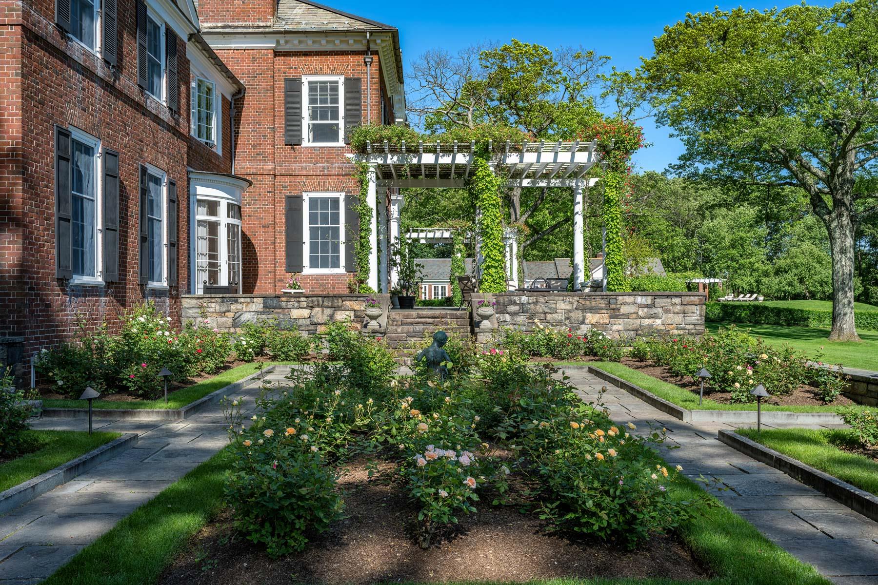 842 Sleepy Hollow Road Briarcliff Manor, NY 10510 - Photo 26 of 35 a house view with a garden space