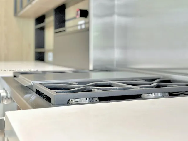 $9,800,000 | 9860 Northeast 5th Avenue Road, Miami Shores, FL 33138