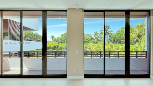 $8,900,000 | 9860 Northeast 5th Avenue Road, Miami Shores, FL 33138