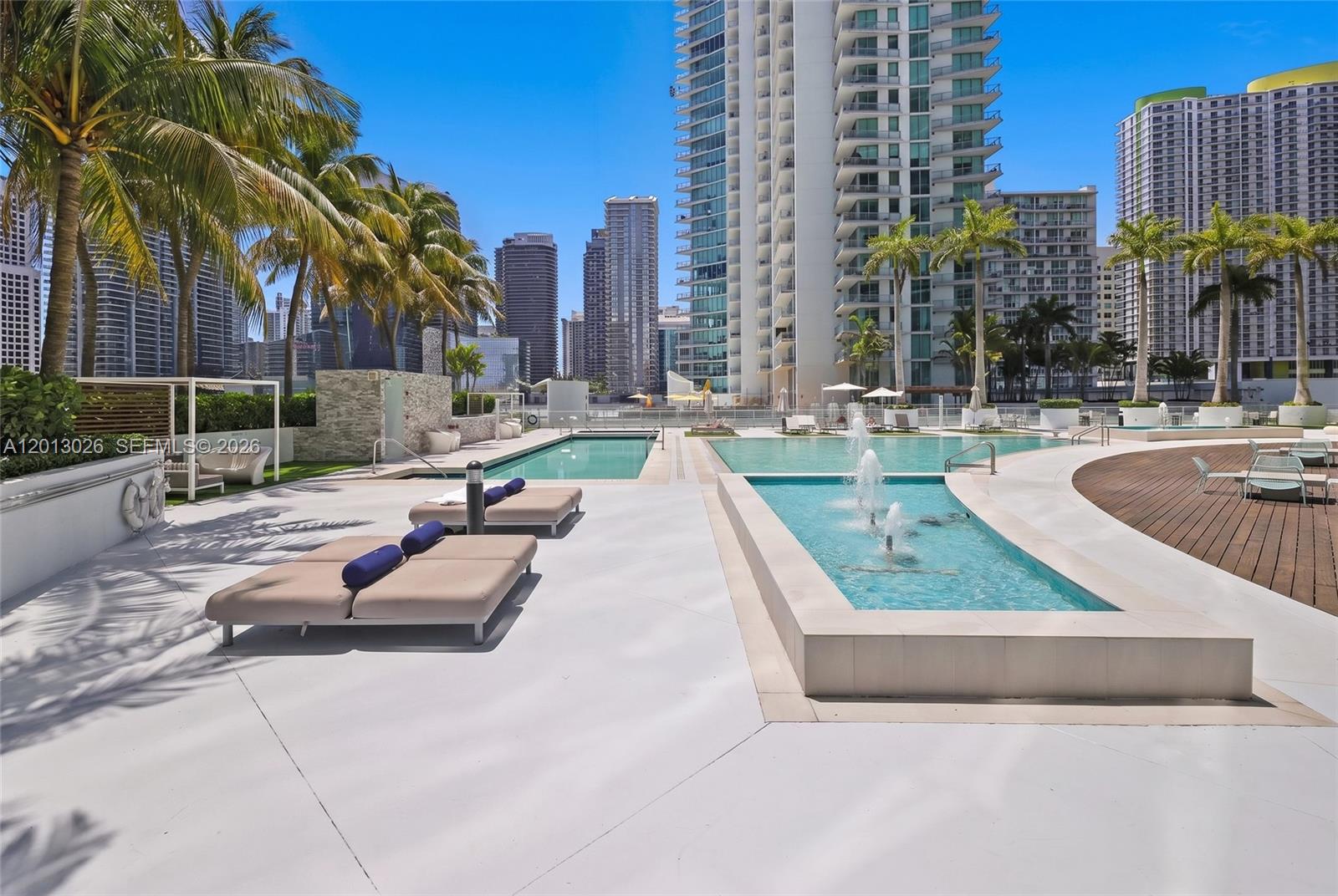 90 Southwest 3rd Street, Unit 1608 Miami, FL 33130 - Photo 21 of 41