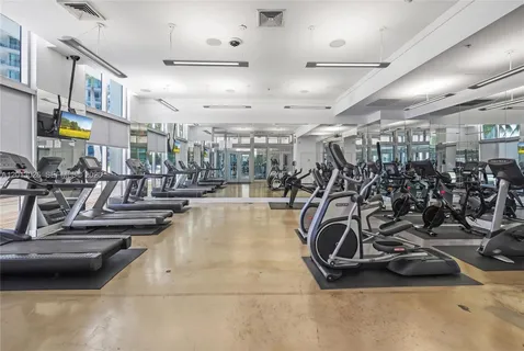 $399,000 | 90 Southwest 3rd Street, Unit 1608, Miami, FL 33130