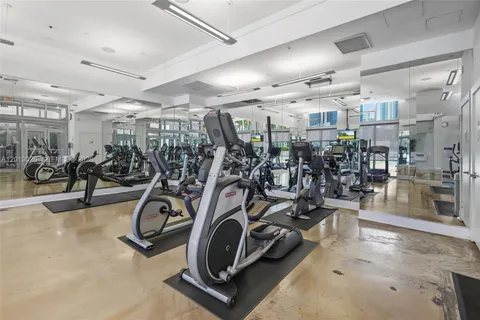 $399,000 | 90 Southwest 3rd Street, Unit 1608, Miami, FL 33130