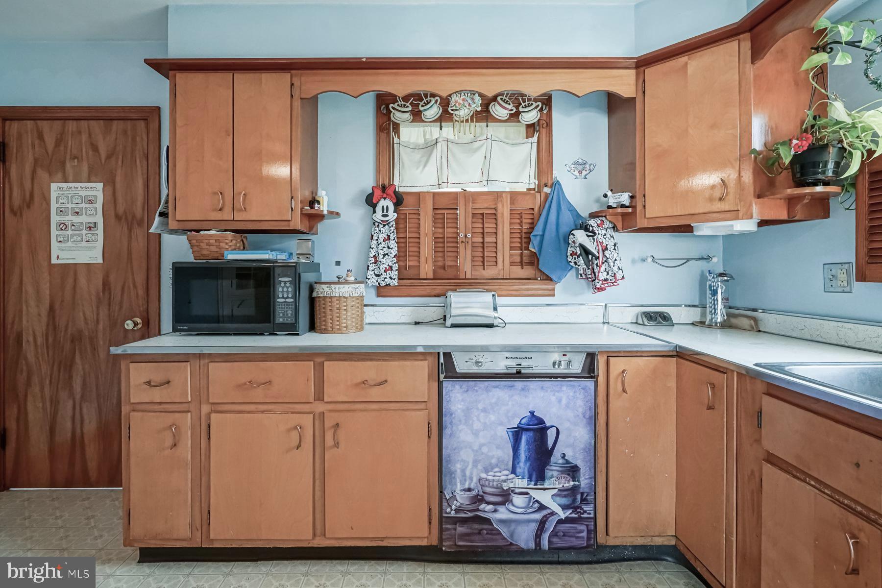 79 Harvard Road Pennsville, NJ 08070 - Photo 11 of 45 Good Cabinet Space