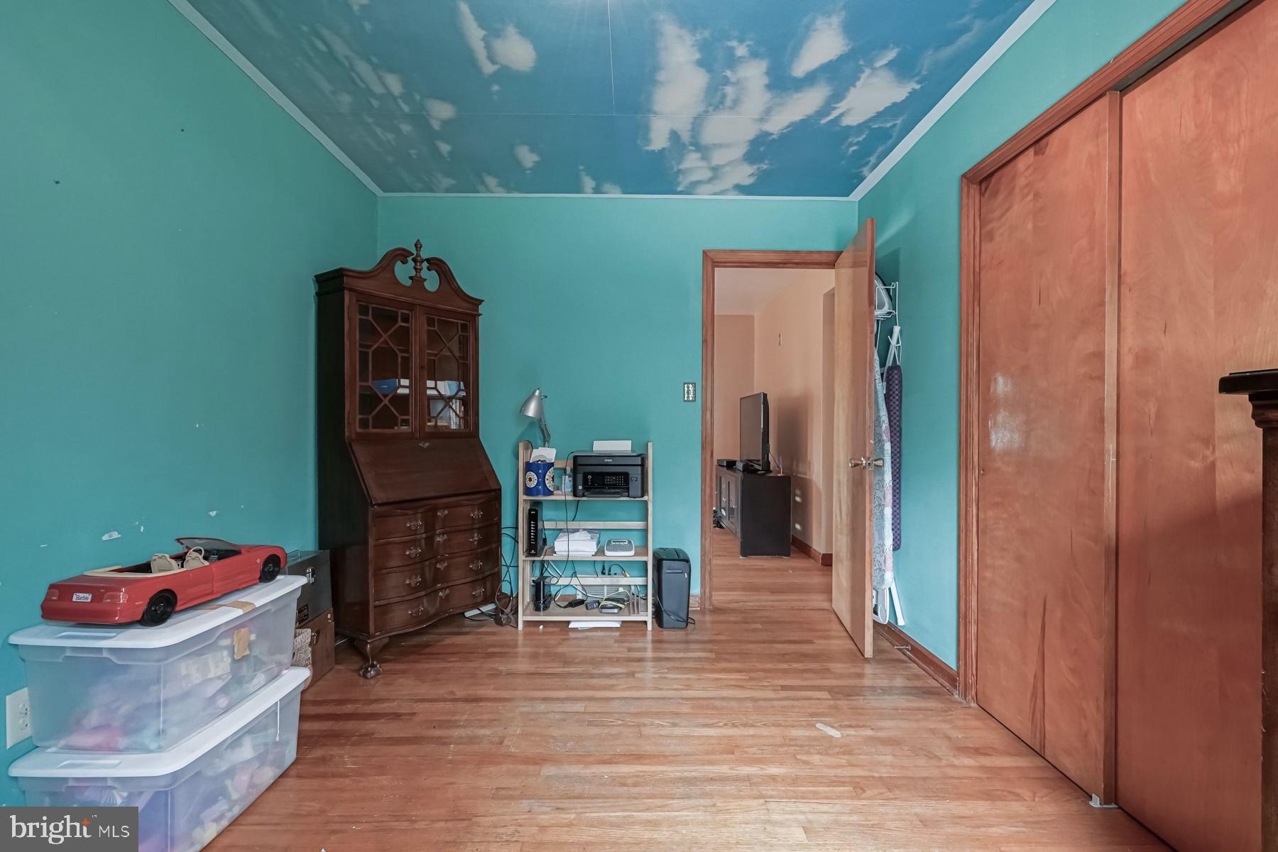 79 Harvard Road Pennsville, NJ 08070 - Photo 19 of 45 Bedroom 4 with Hardwood Floors