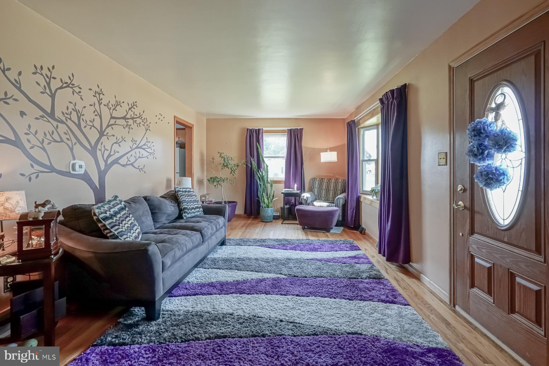 79 Harvard Road Pennsville, NJ 08070 - Photo 6 of 45 Living Room with Hardwood Floors