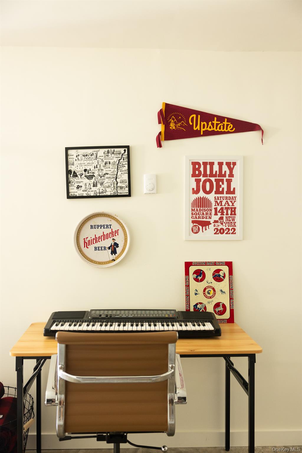 483 Acorn Hill Road Olivebridge, NY 12461 - Photo 38 of 50 Detailed view of baseboards