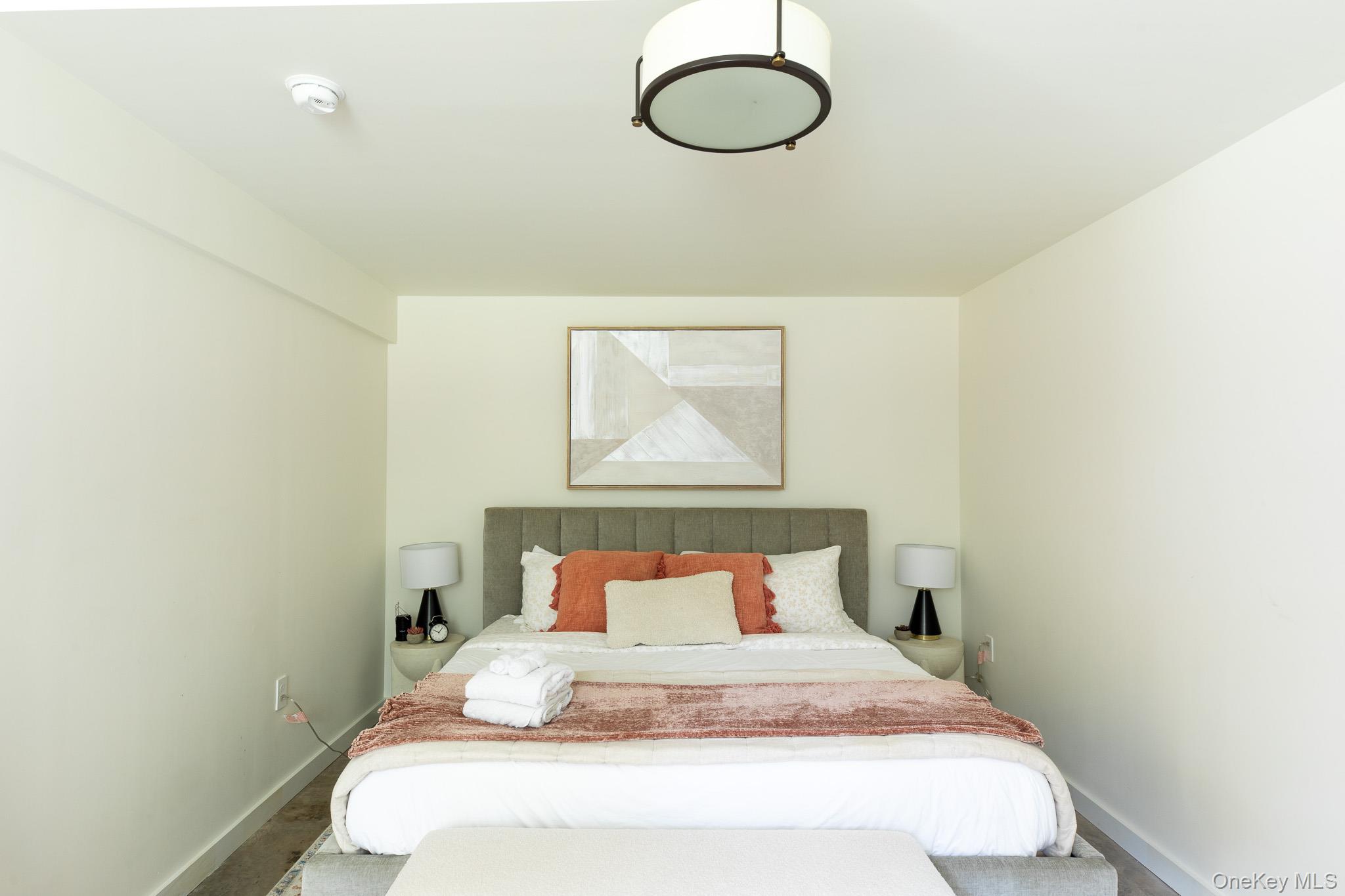 483 Acorn Hill Road Olivebridge, NY 12461 - Photo 40 of 50 Bedroom with baseboards