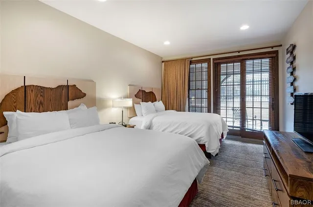 $12,000 | 40671 Village Drive, Unit 15D, Big Bear Lake, CA 92315