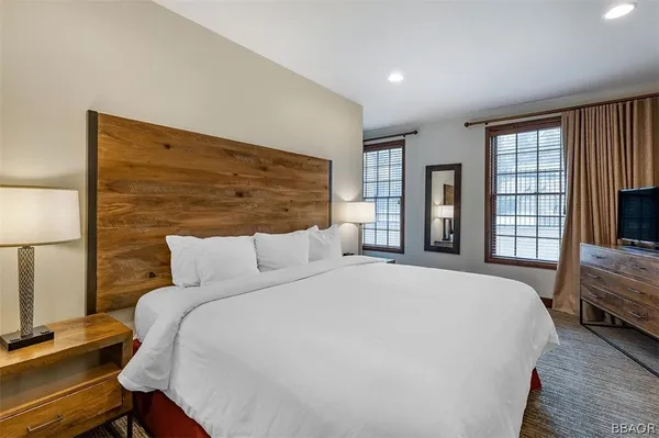 $5,500 | 40671 Village Drive, Unit 15D, Big Bear Lake, CA 92315