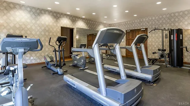 $12,000 | 40671 Village Drive, Unit 15D, Big Bear Lake, CA 92315