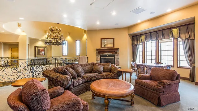 $12,000 | 40671 Village Drive, Unit 15D, Big Bear Lake, CA 92315