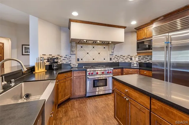 $12,000 | 40671 Village Drive, Unit 15D, Big Bear Lake, CA 92315