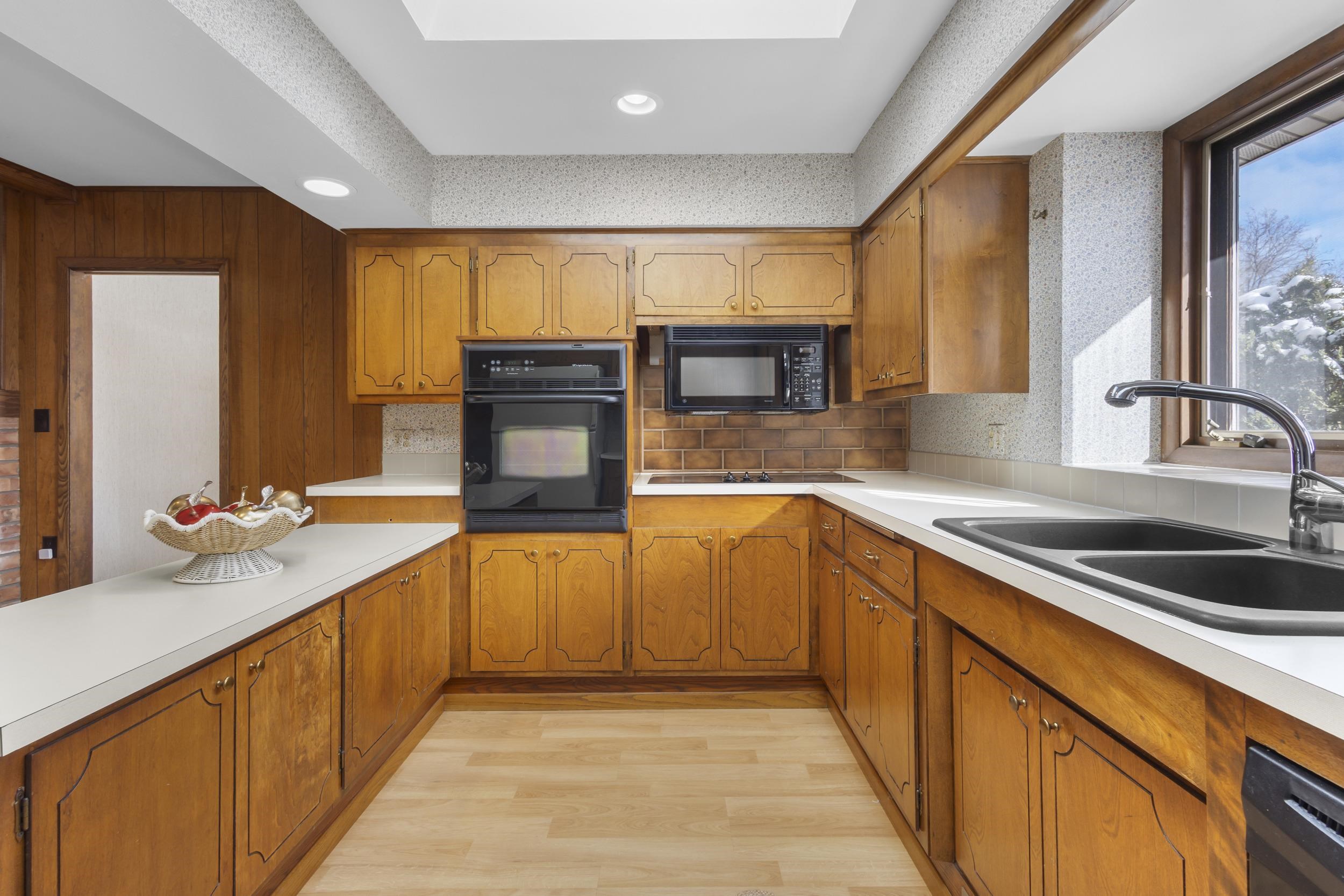 1100 Newbury Street Ripon, WI 54971 - Photo 13 of 83