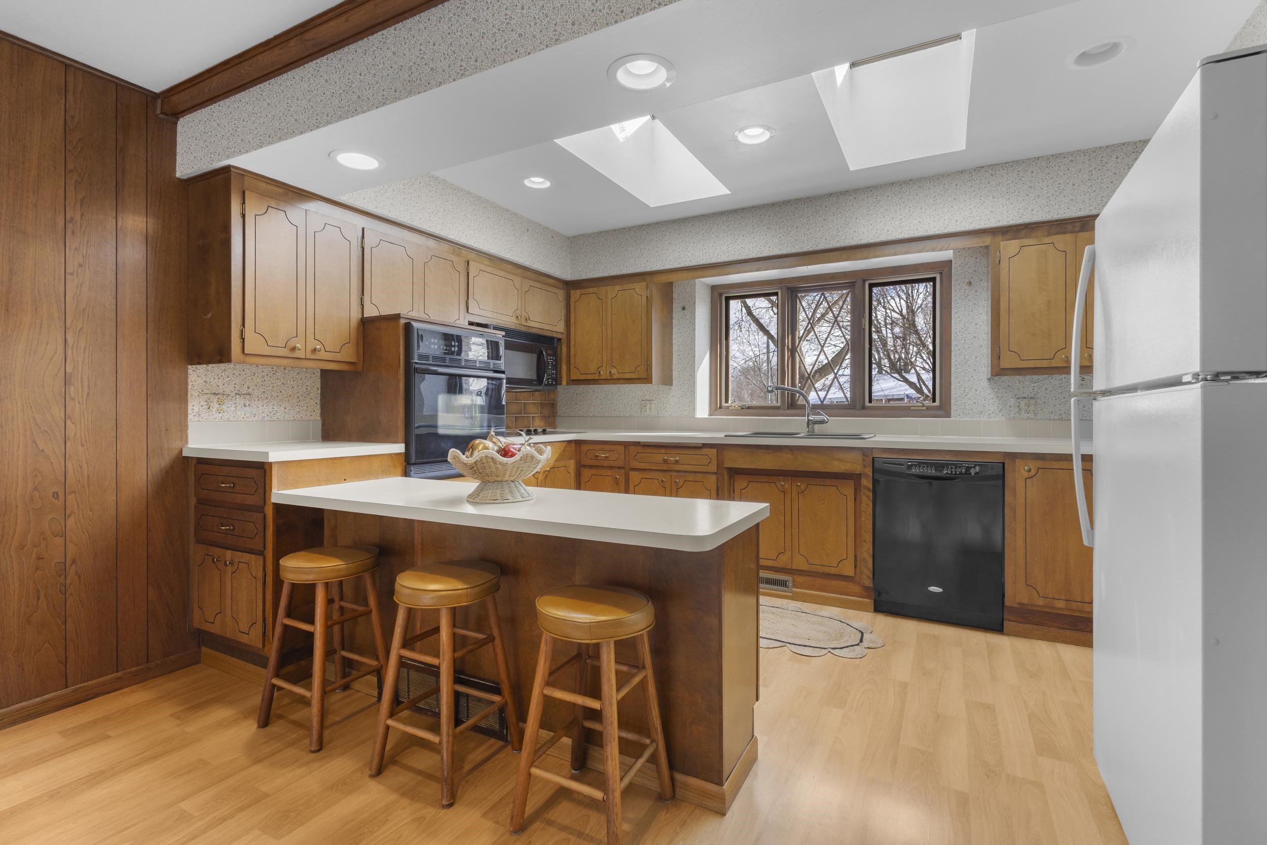 1100 Newbury Street Ripon, WI 54971 - Photo 15 of 83