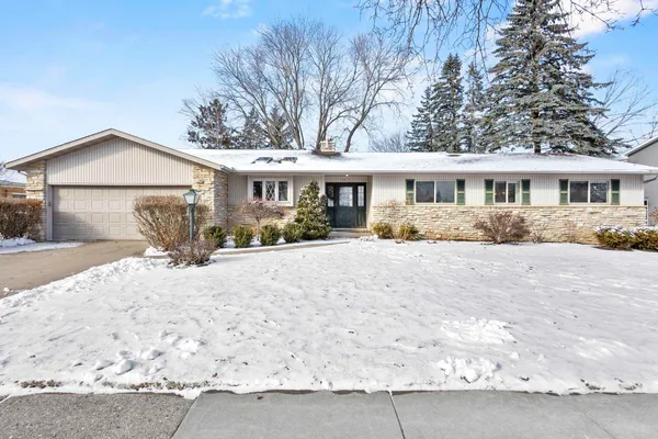 $379,000 | 1100 Newbury Street, Ripon, WI 54971