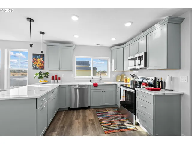 $339,950 | 309 Art Kegler Boulevard, Boardman, OR 97818