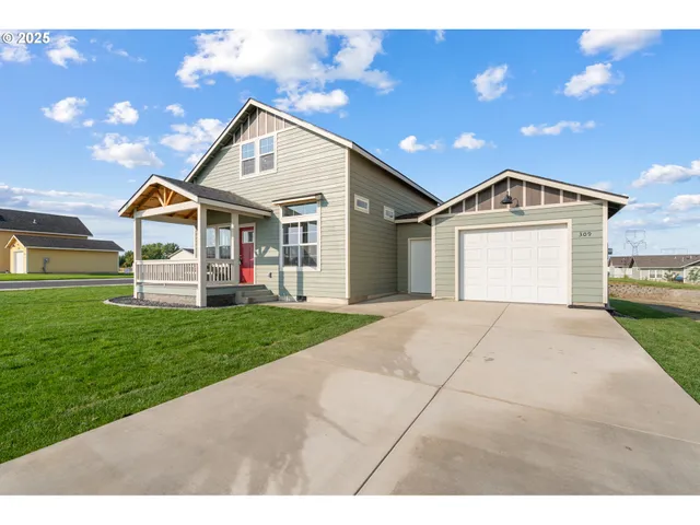 $339,950 | 309 Art Kegler Boulevard, Boardman, OR 97818