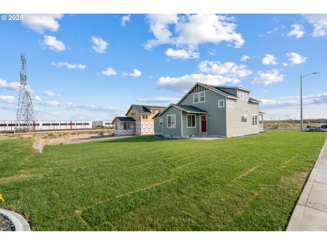 $339,950 | 309 Art Kegler Boulevard, Boardman, OR 97818