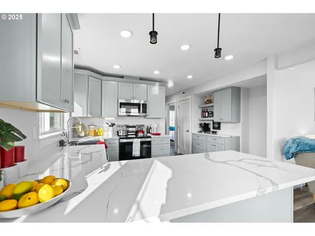 $339,950 | 309 Art Kegler Boulevard, Boardman, OR 97818