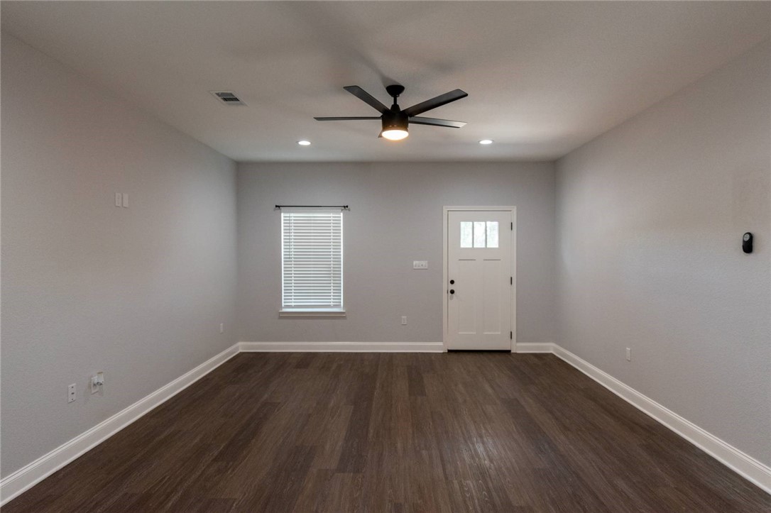 1924 Summer Avenue Waco, TX 76708 - Photo 8 of 22