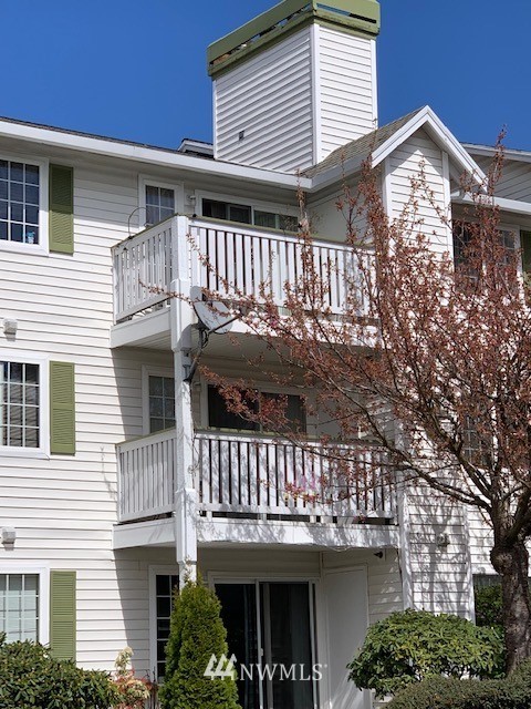 901 Sunset Boulevard Northeast, Unit A303 Renton, WA 98056 - Photo 2 of 7 Gallery Image 2