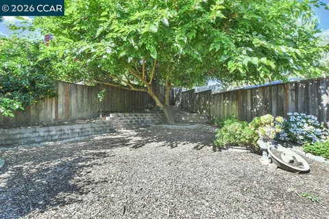 $899,000 | 2246 Bridgeport Way, Martinez, CA 94553