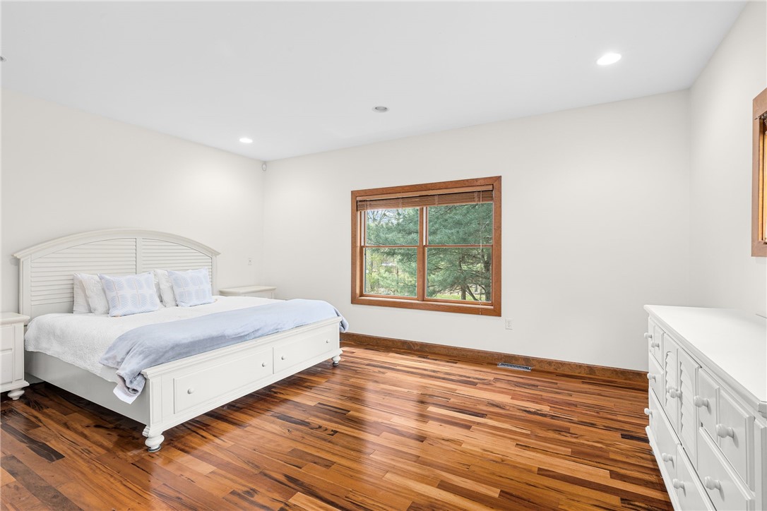 900 S Road East Greenwich, RI 02818 - Photo 23 of 45