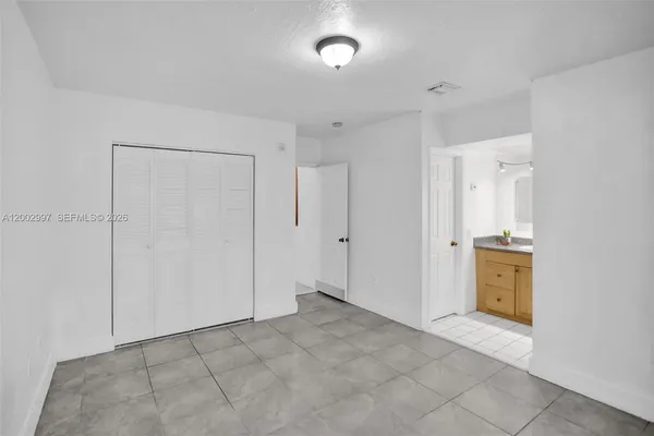 $1,450 | 1860 Venice Park Drive, Unit 213, North Miami, FL 33181