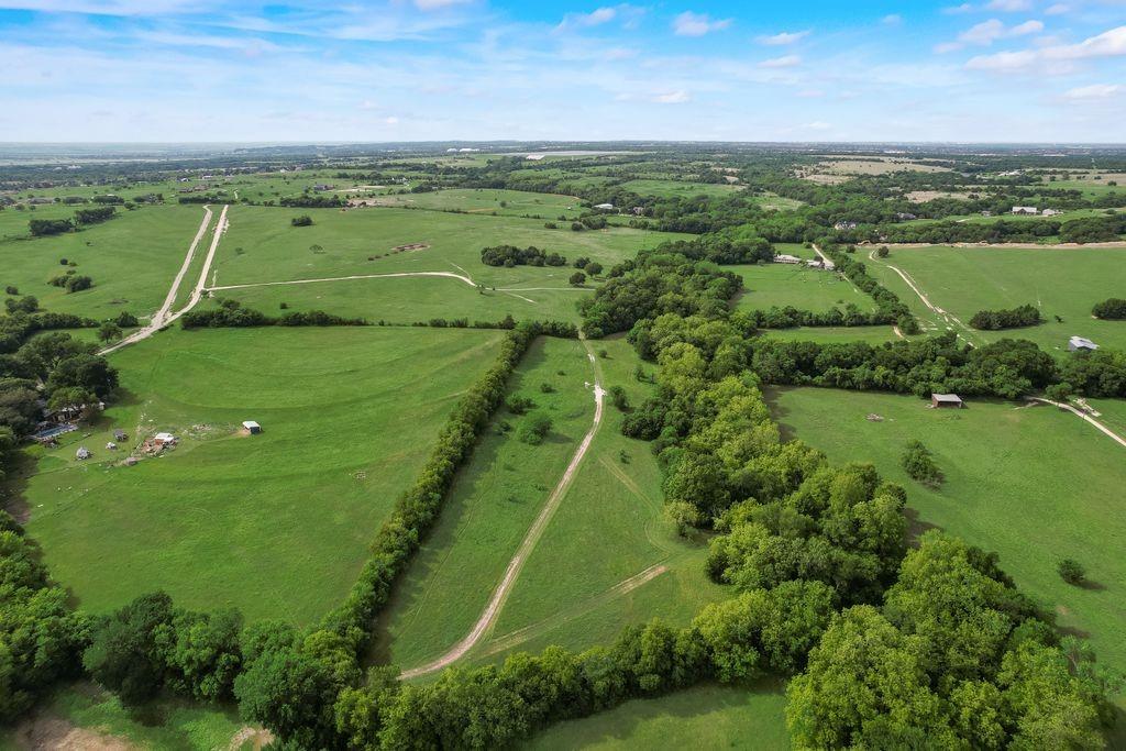 510 North D Ranch Road Waxahachie, TX 75167 - Photo 7 of 37