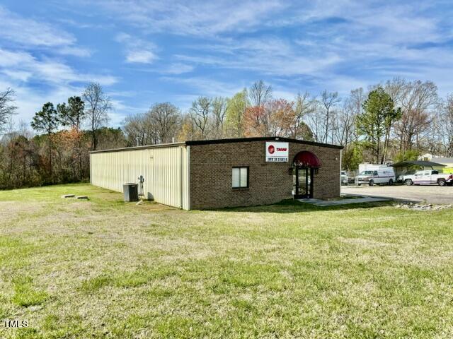 175 Satterwhite Point Road Henderson, NC 27537 - Photo 2 of 10 IMG_7567