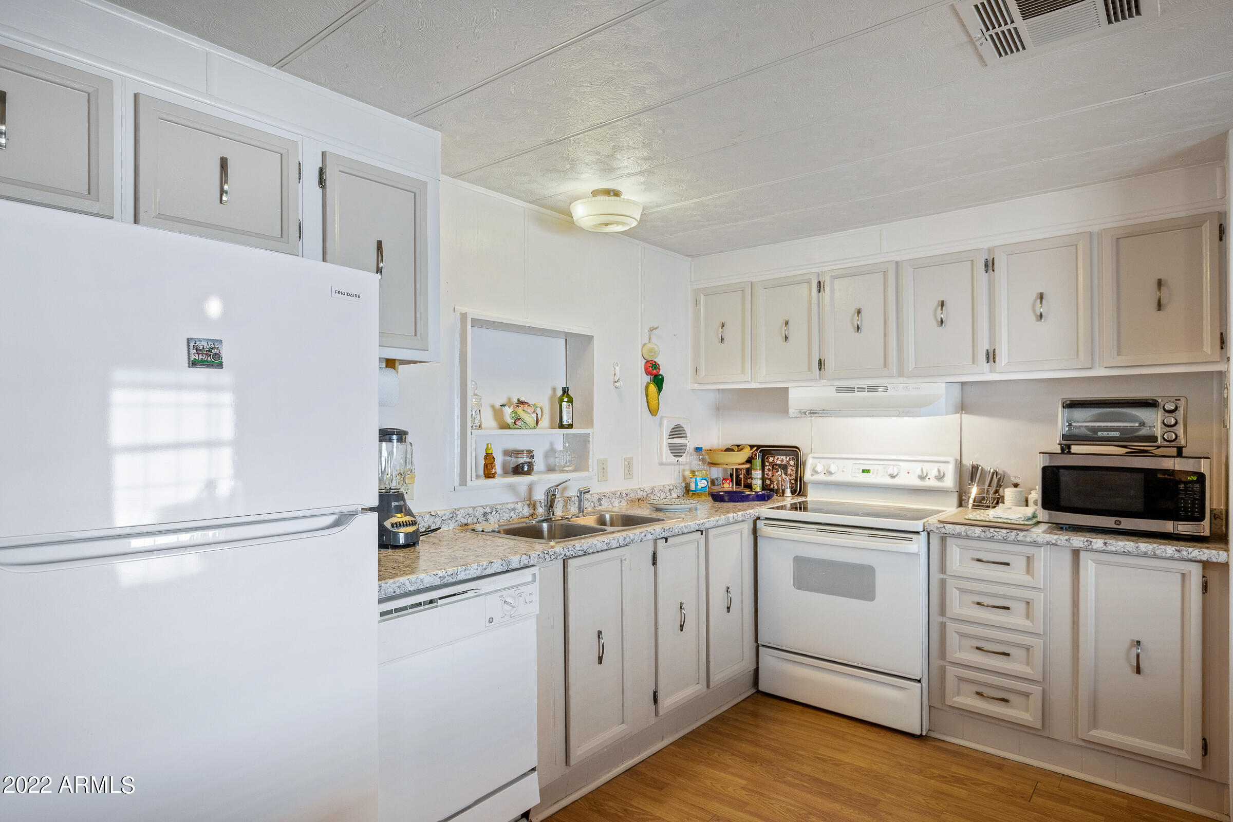 201 South Greenfield Road, Unit 291 Mesa, AZ 85206 - Photo 7 of 22 201 S Greenfield Rd #291-17