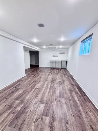 $3,400 | 5030 North Moody Avenue, Chicago, IL 60630