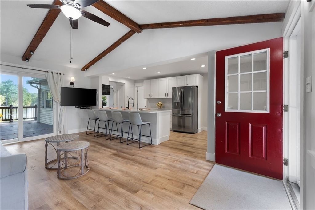 74 Ridge Road Foxboro, MA 02035 - Photo 5 of 34 Gallery Image 5