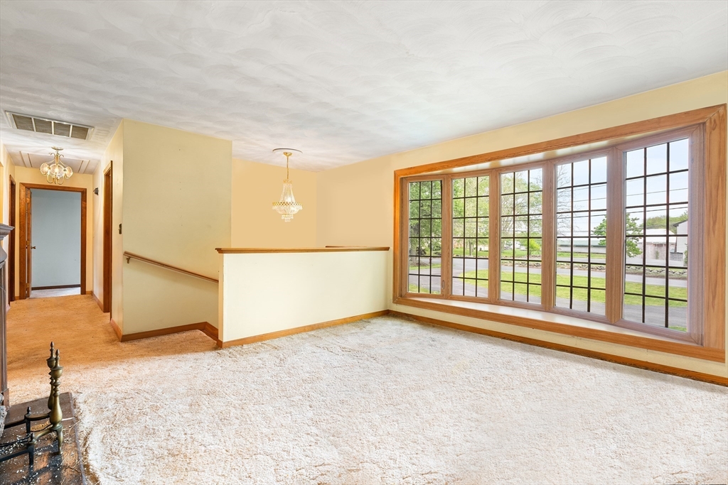 334 Forest Street Raynham, MA 02767 - Photo 7 of 42