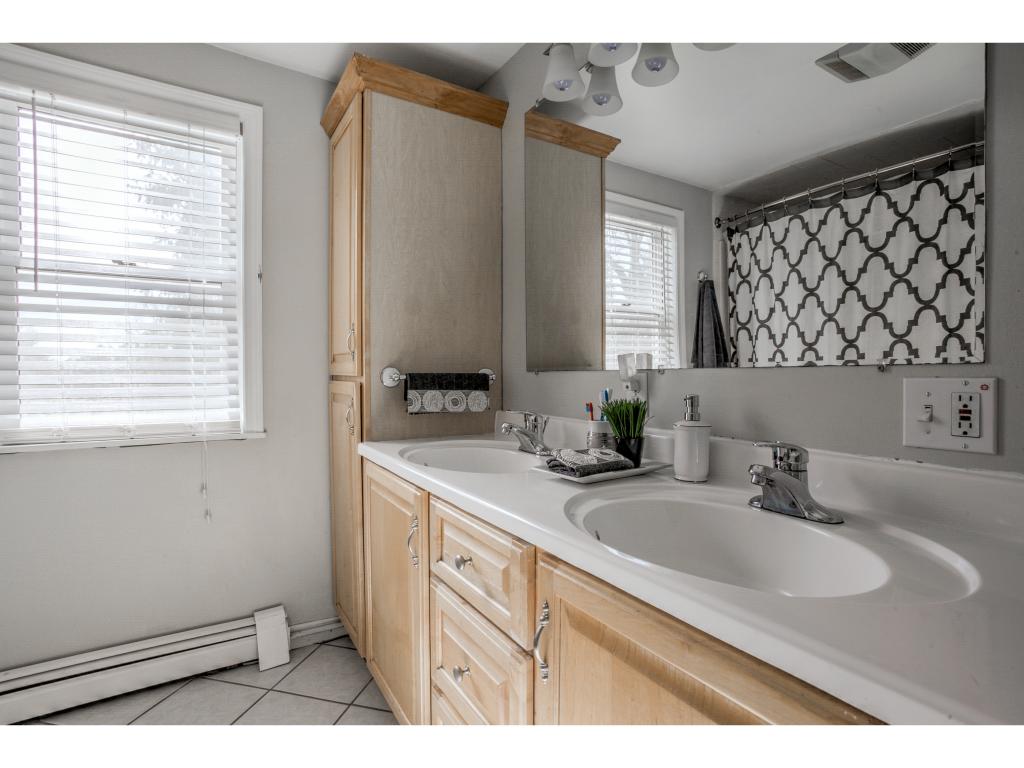 24 Arbor Street Exeter, NH 03833 - Photo 22 of 29