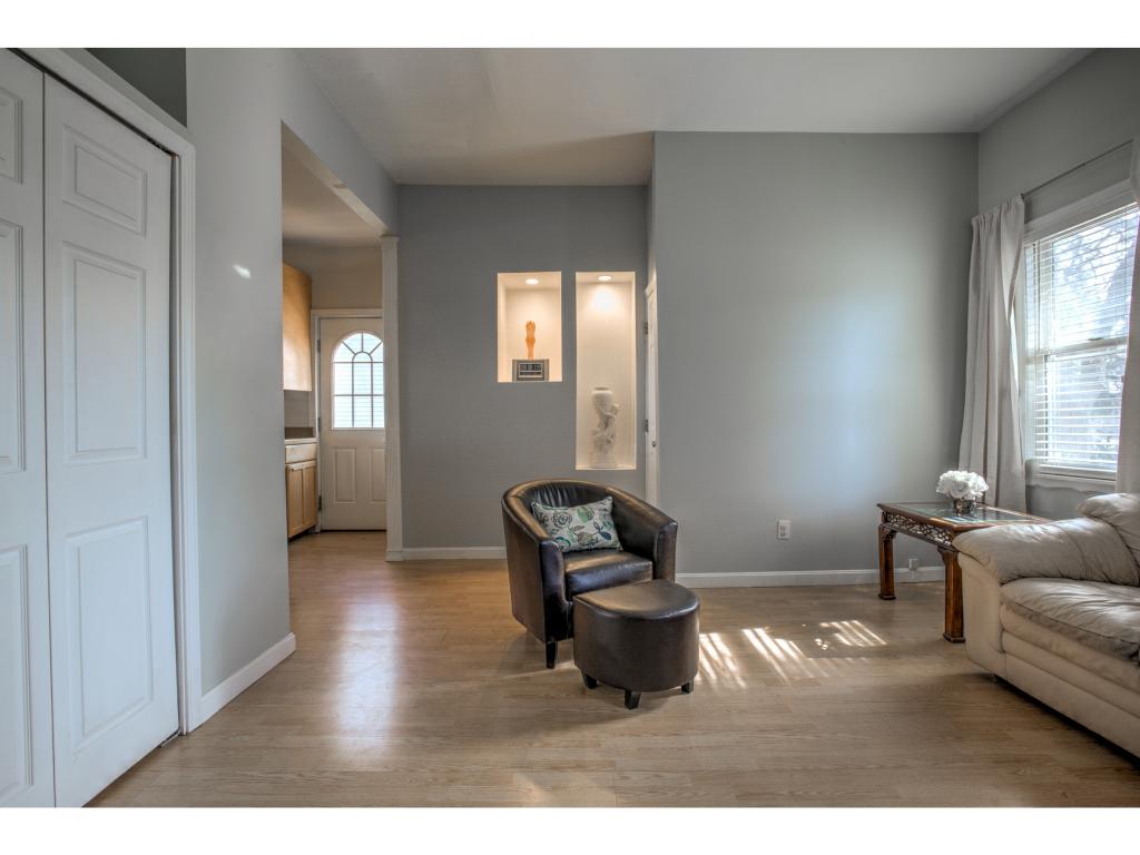 24 Arbor Street Exeter, NH 03833 - Photo 5 of 29