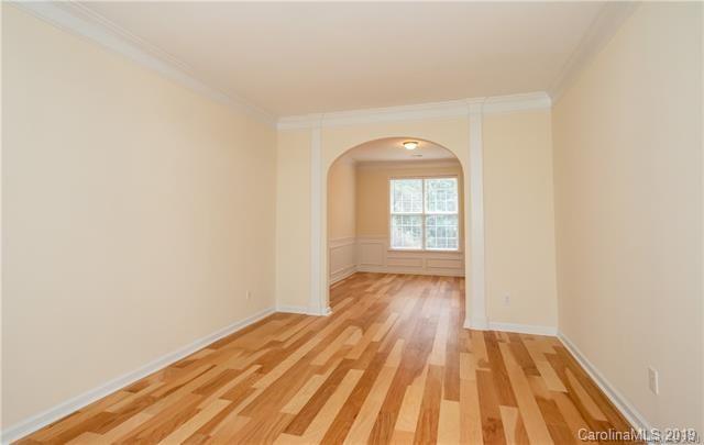 14009 Pine Harbor Road Charlotte, NC 28278 - Photo 2 of 18