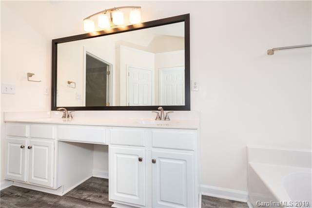 14009 Pine Harbor Road Charlotte, NC 28278 - Photo 12 of 18