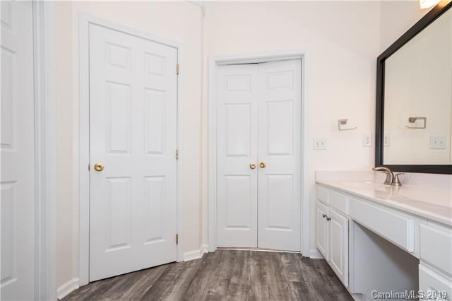14009 Pine Harbor Road Charlotte, NC 28278 - Photo 13 of 18