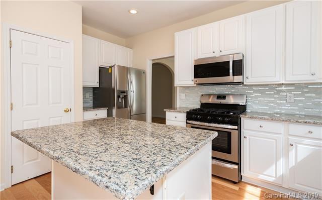 14009 Pine Harbor Road Charlotte, NC 28278 - Photo 6 of 18