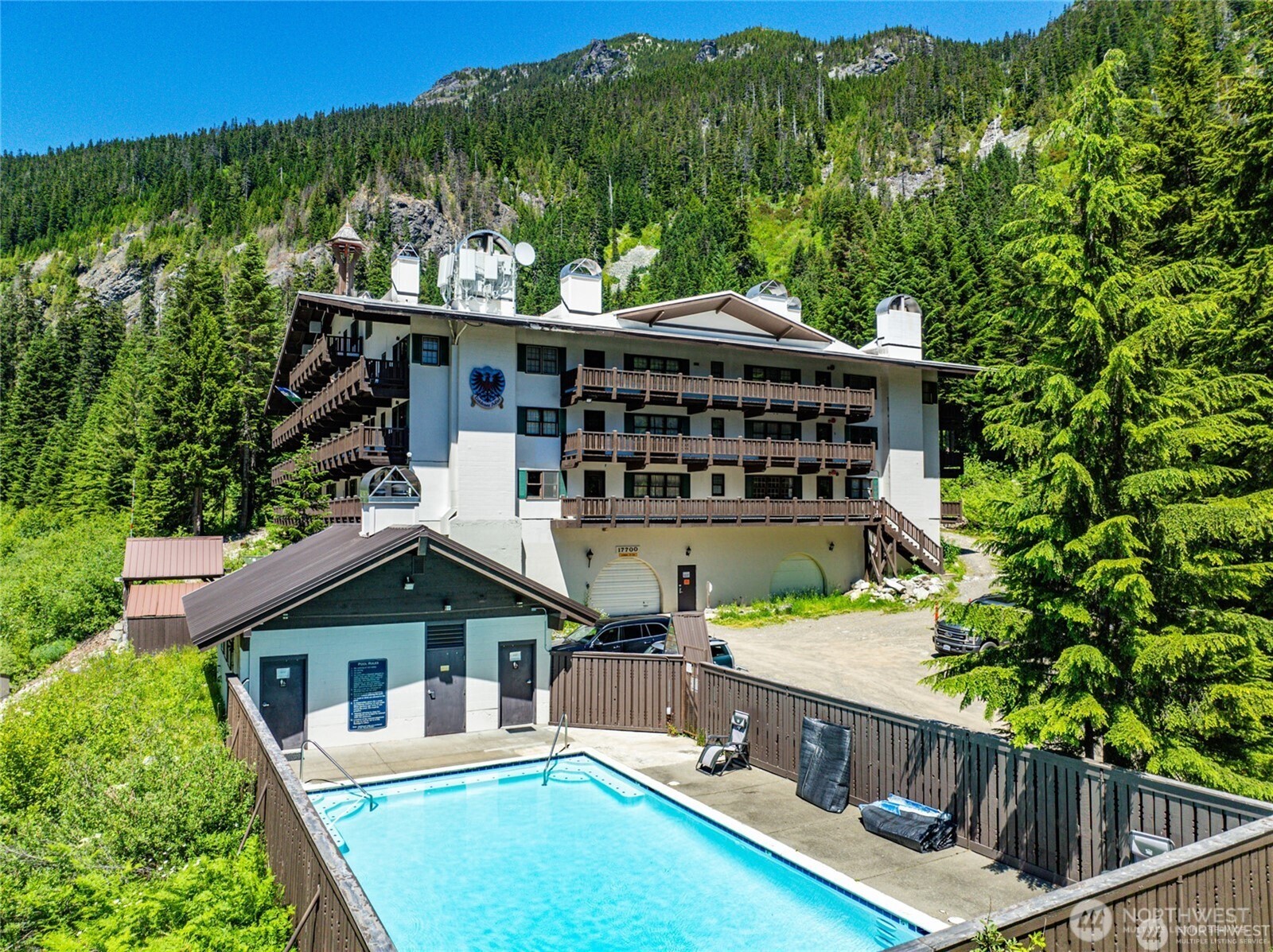 17800 Alpental Access Road, Unit 3102 Snoqualmie Pass, WA 98068 - Photo 21 of 32