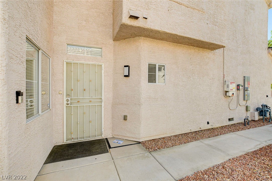5372 Runningbrook Road Las Vegas, NV 89120 - Photo 7 of 38