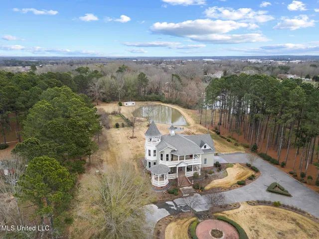 $925,000 | 122 Old Orchard Road, Madison, MS 39110