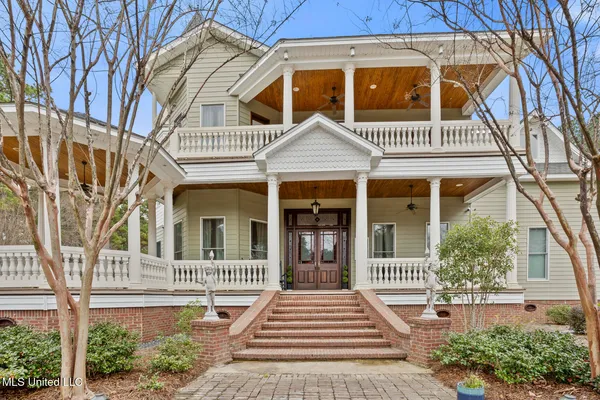 $925,000 | 122 Old Orchard Road, Madison, MS 39110