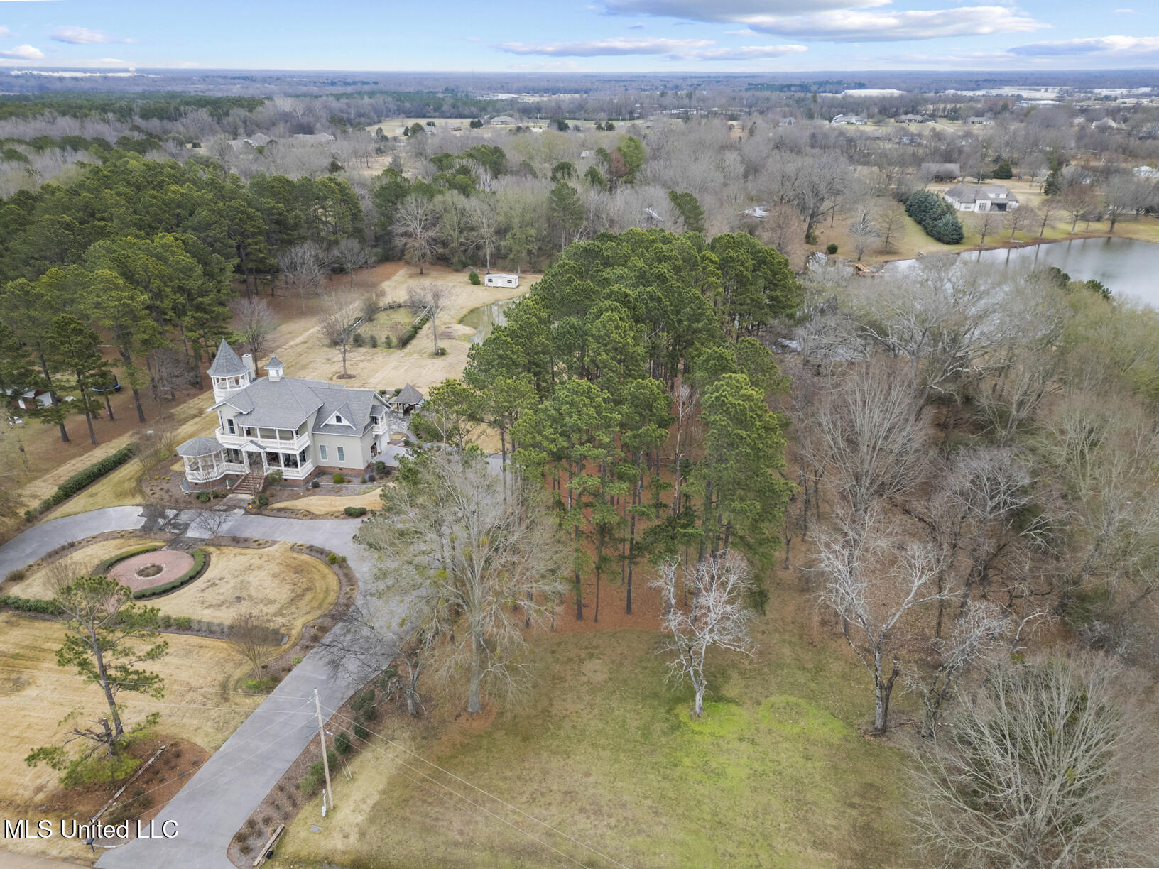 122 Old Orchard Road Madison, MS 39110 - Photo 3 of 68 122 Old Orchard drone-3